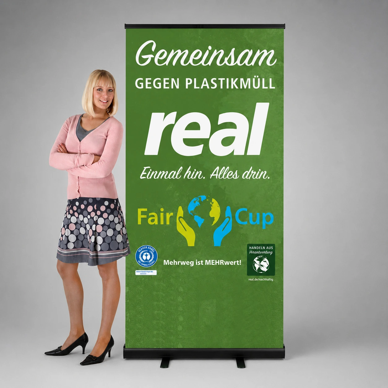 Rollup Display Black 85 inkl. Druck und Transporttasche | X-CITE® Werbesysteme ArtikelNr.: 130009001